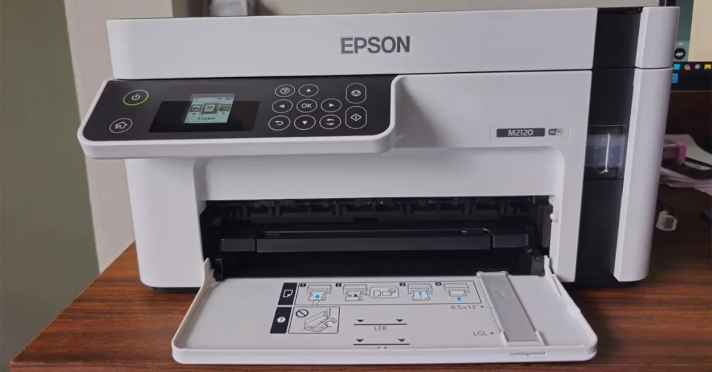 Epson EcoTank M2120 é boa? Veja o que achamos após seis meses