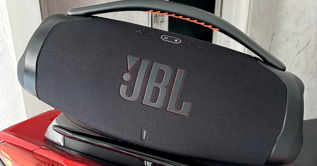 Caixa de som JBLl Boombox 3 é boa para quem busca qualidade sonora?